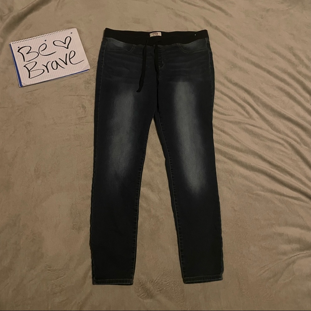 Lei Jeggings Stretchy Denim Looking